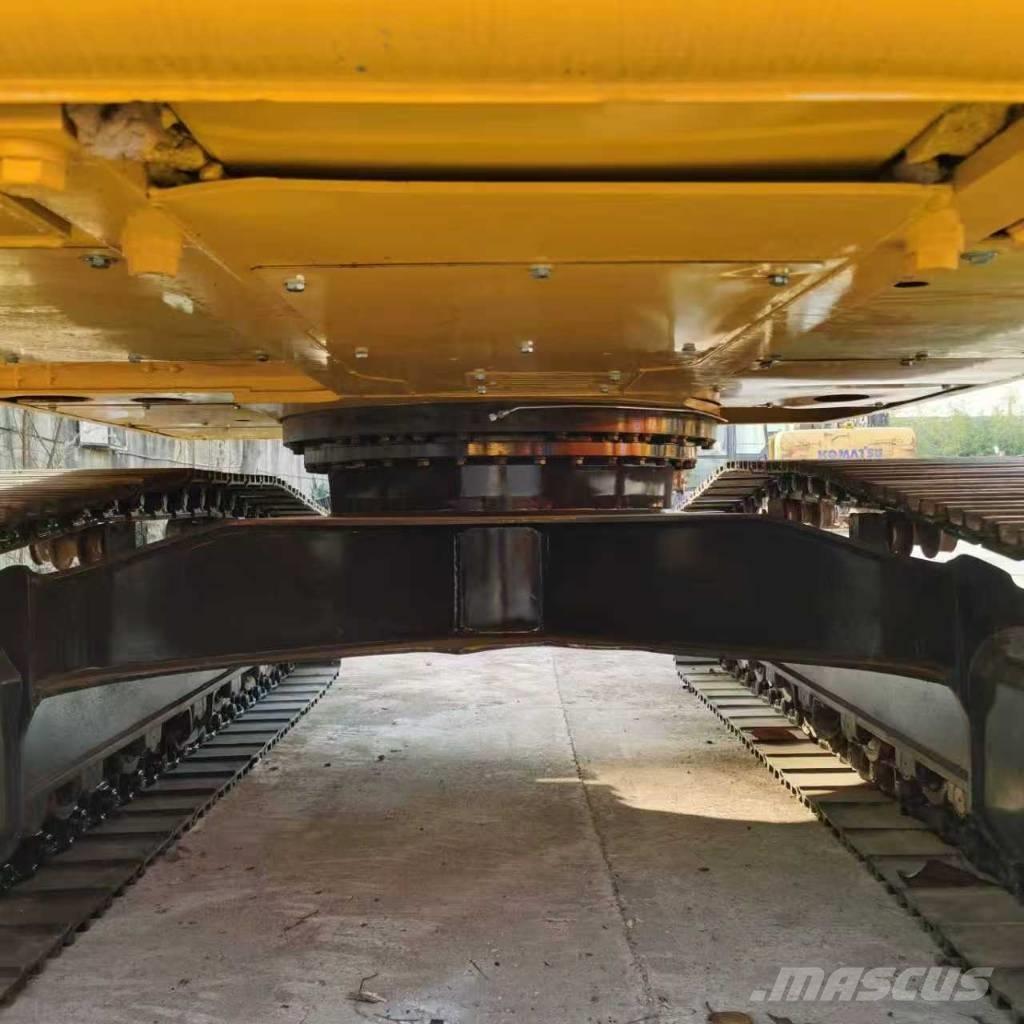 Komatsu PC 200-8 Raupenbagger