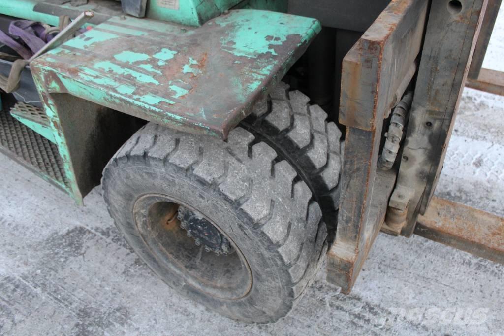 Mitsubishi FD 70 Diesel heftrucks