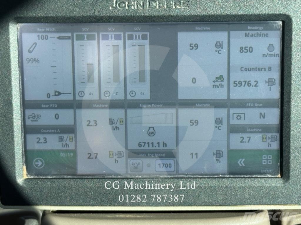 John Deere 6130 R Traktoren