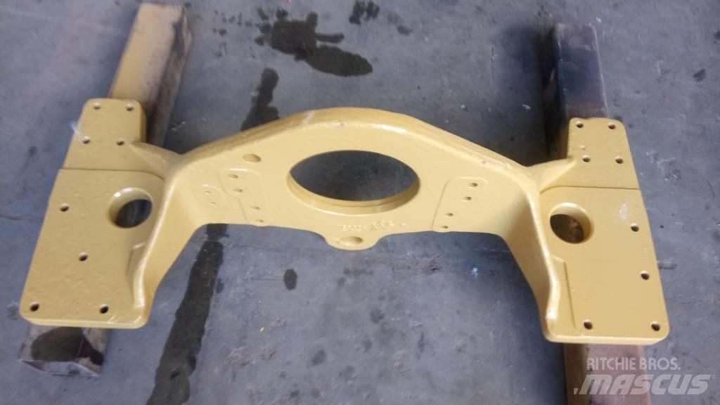 CAT 245 Chassis