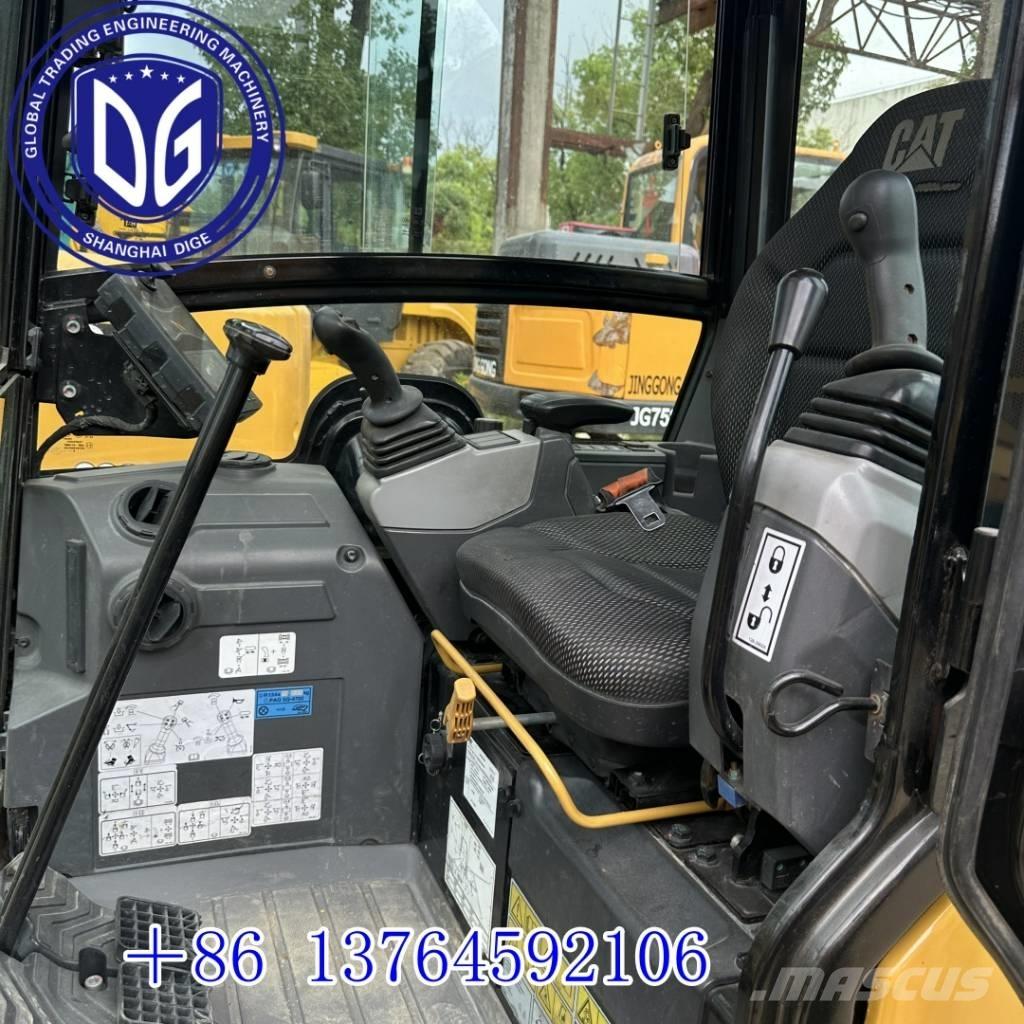 CAT 302 CR Minibagger < 7t