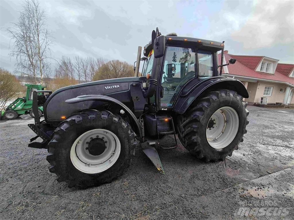 Valtra T191LS Traktoren
