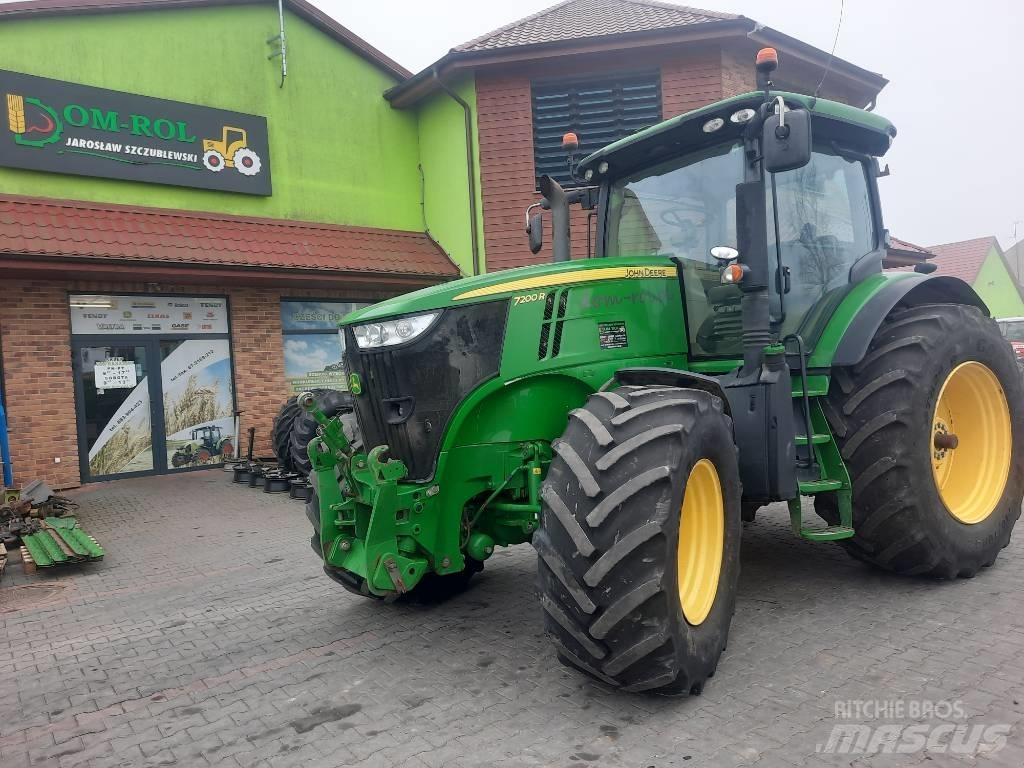 John Deere 7200 R Traktoren