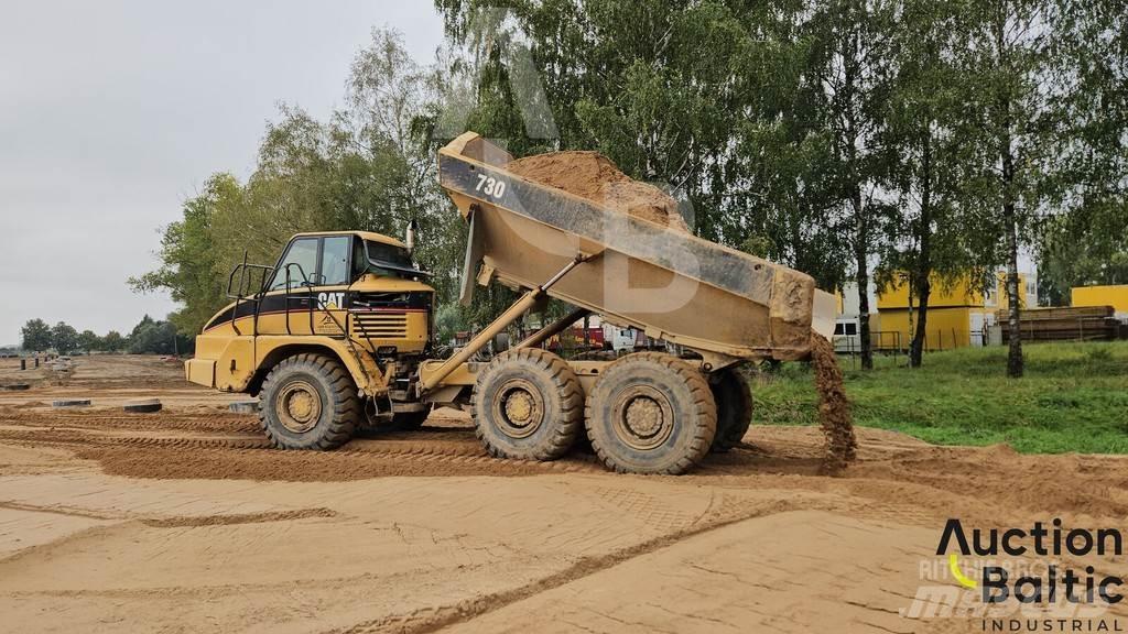 CAT 730 Dumper - Knickgelenk