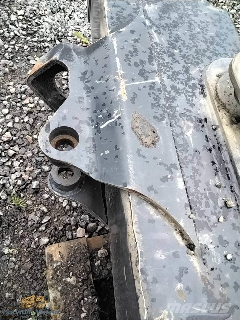 Komatsu 165 Förderkrane
