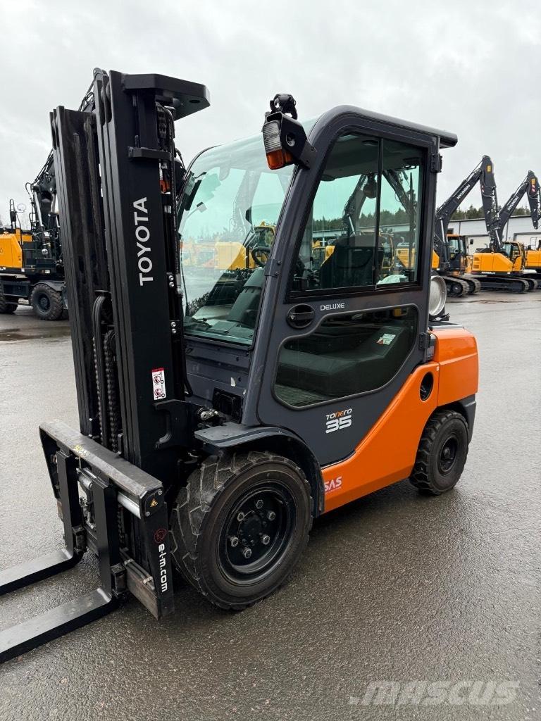 Toyota 02-8 FGJF 35 LPG heftrucks