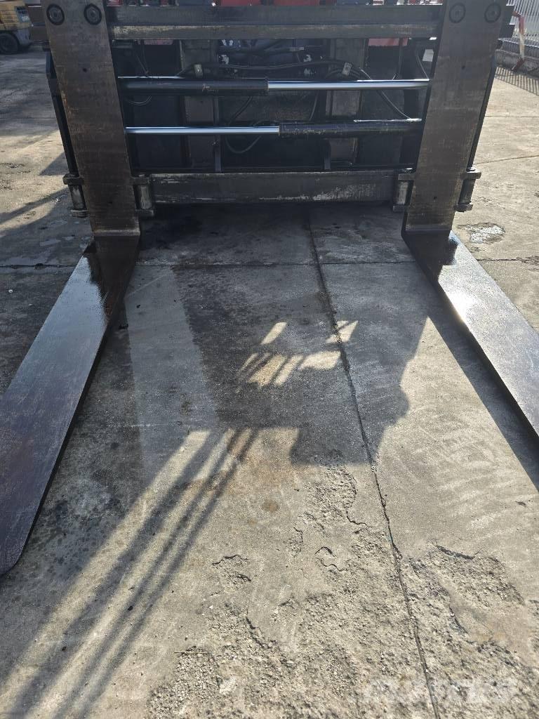 Kalmar DC 12-1200 Diesel heftrucks