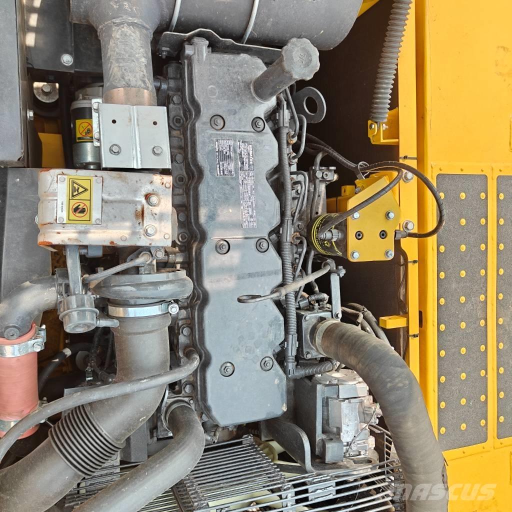 Komatsu 240-8 Raupenbagger