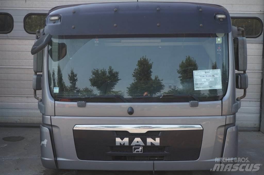 MAN F99L34 TGM Kabinen