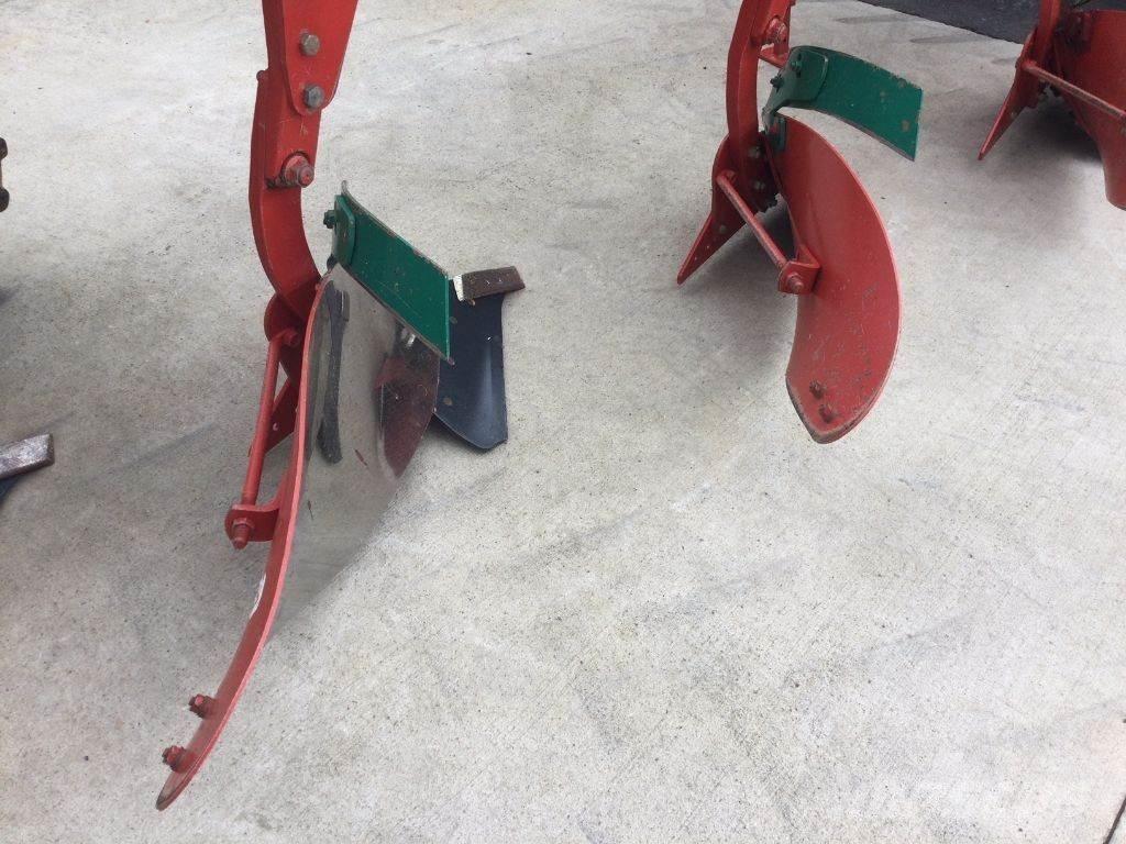 Kverneland LS100 Konventionelle Pflüge