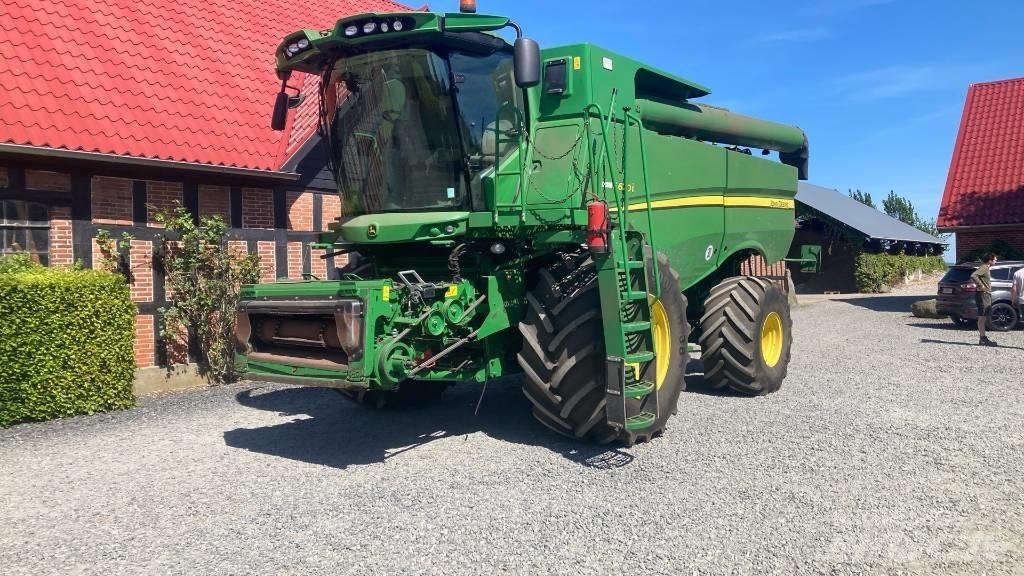 John Deere S670I Mähdrescher