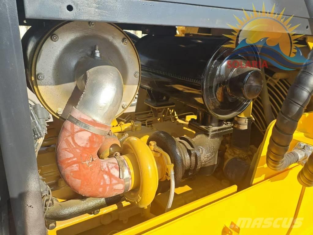 Shantui SD 13 Bulldozer