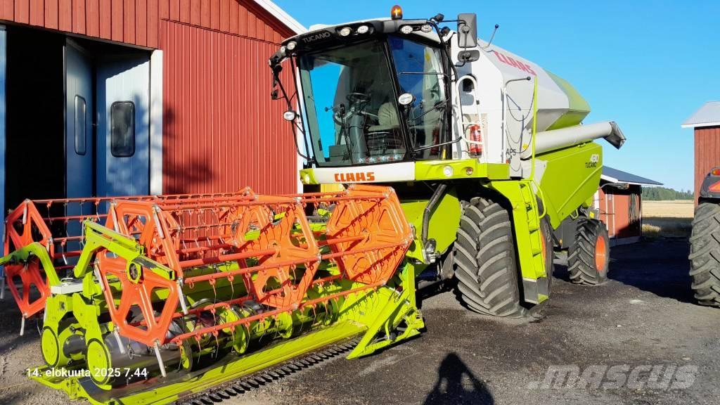 CLAAS Tucano 430 APS Mähdrescher
