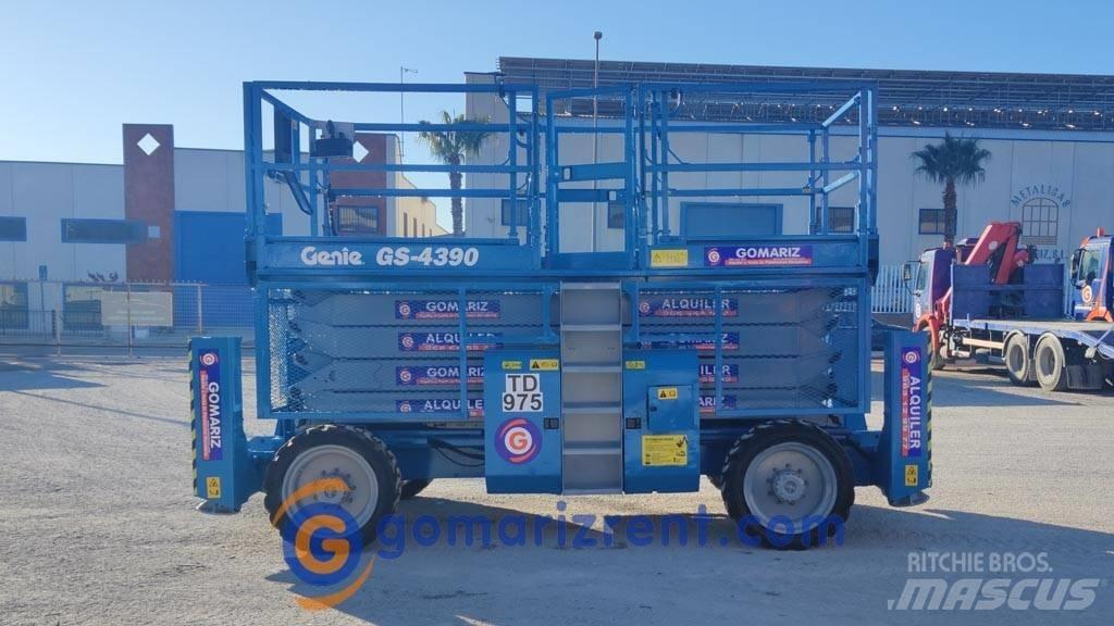 Genie GS 4390 Scheren-Arbeitsbühnen
