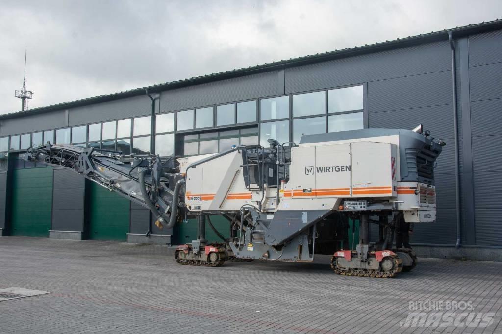Wirtgen W200i Asphaltfräsen