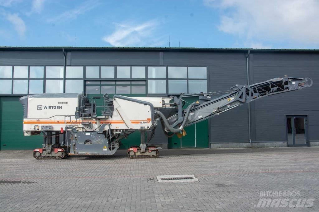 Wirtgen W200i Asphaltfräsen