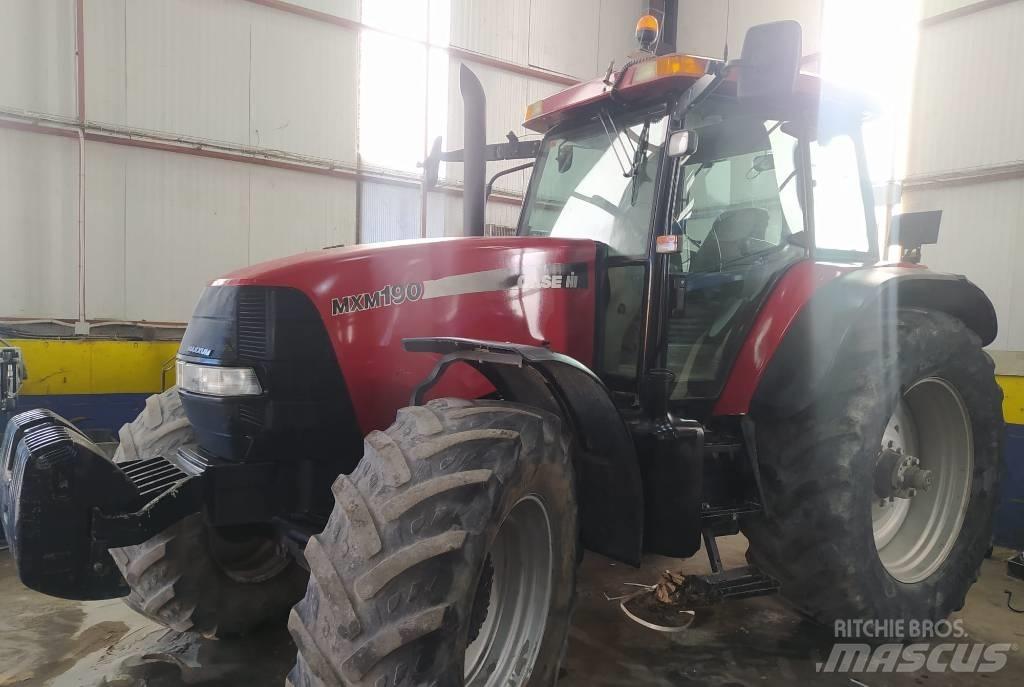 Case IH MXM 190 Traktoren