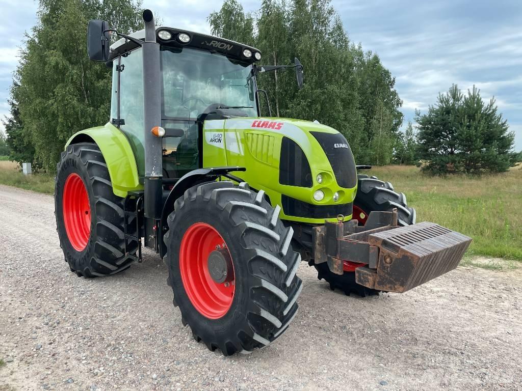 CLAAS Arion 640 Traktoren
