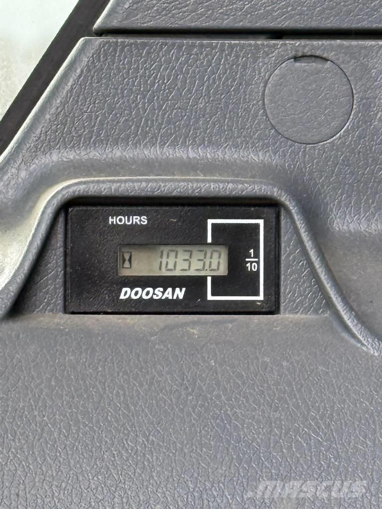 Doosan DX 245-DM-7 Abrissbagger