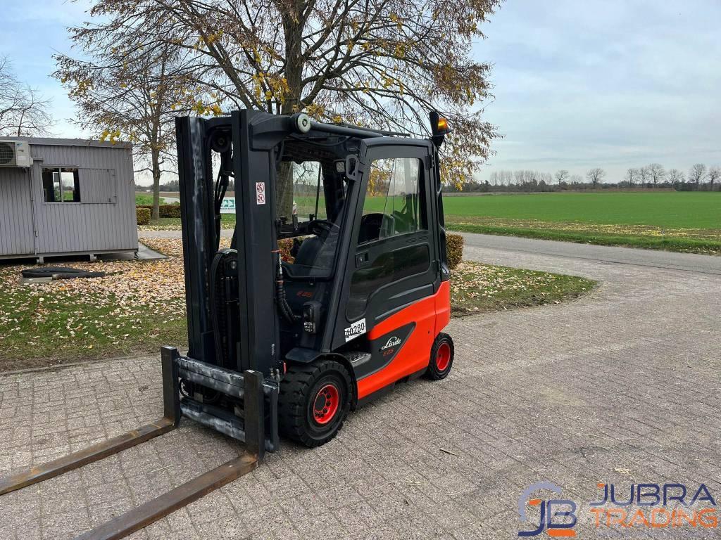 Linde E25-01 Elektrische heftrucks