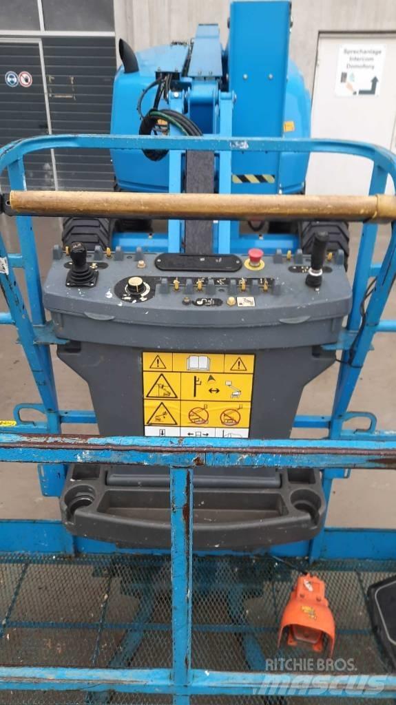 JLG 450 AJ Gelenkteleskoparbeitsbühnen
