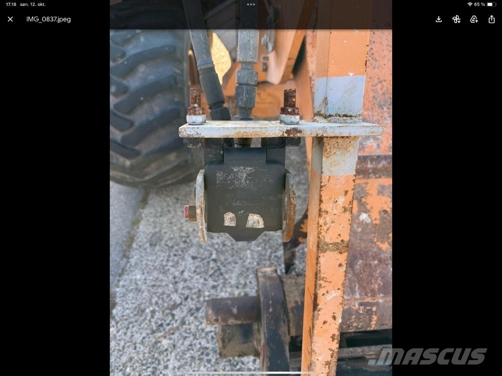 CASE 321 E Radlader