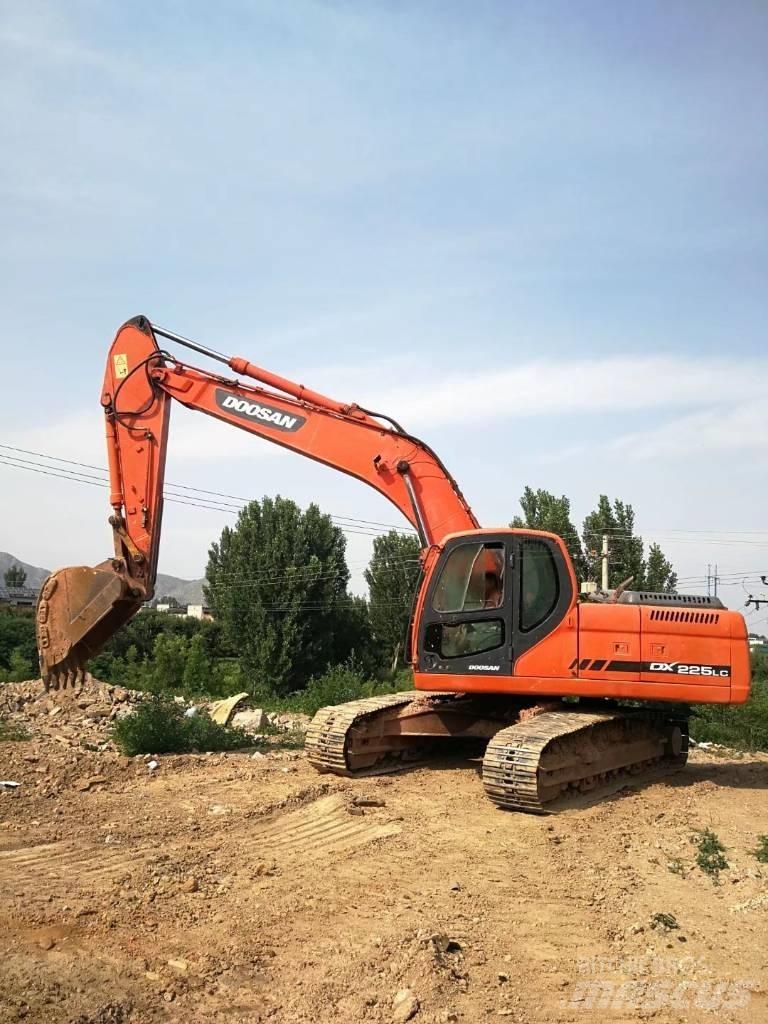 Doosan dx225 Raupenbagger