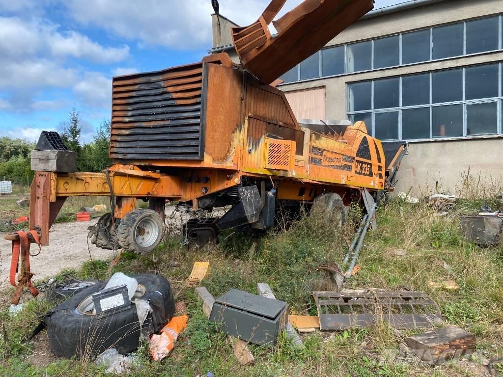 Doppstadt AK 230 Schredder