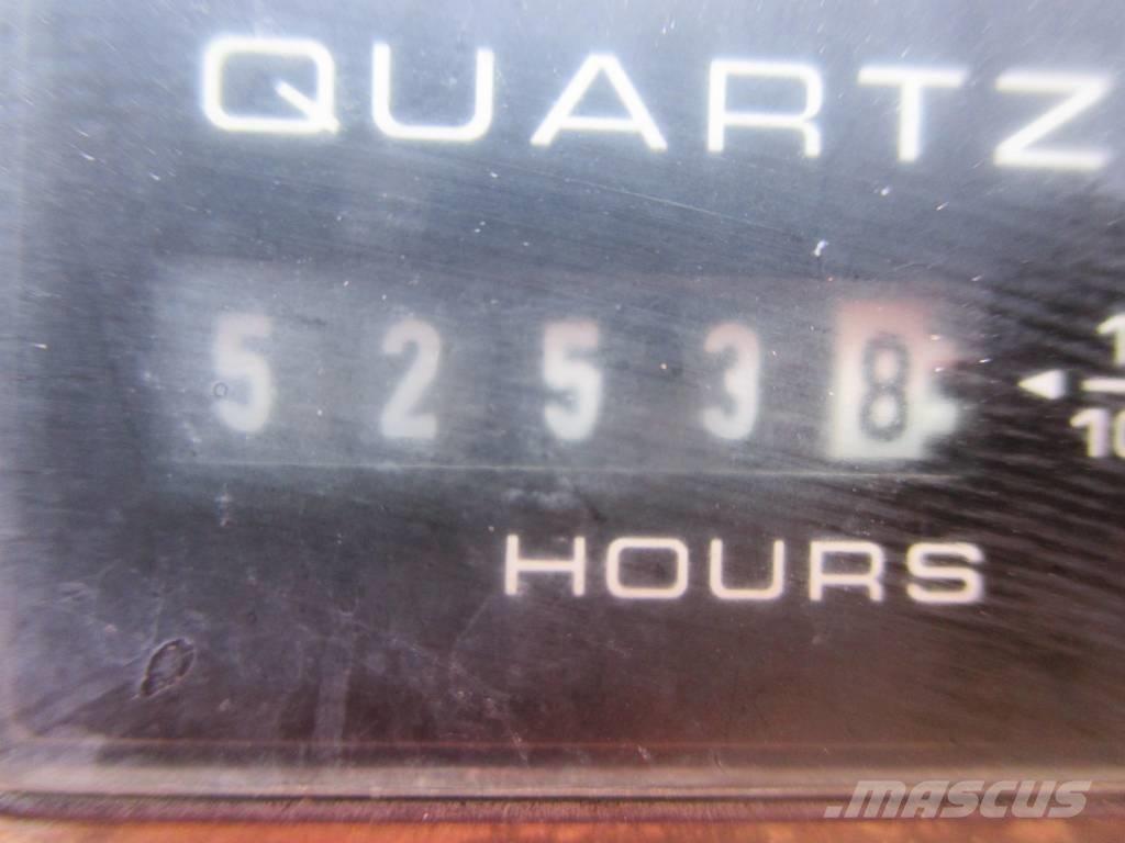 JLG 1200 SJP Teleskopbühnen