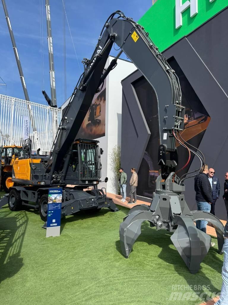 Hyundai HW 250 AMH Materialumschlag