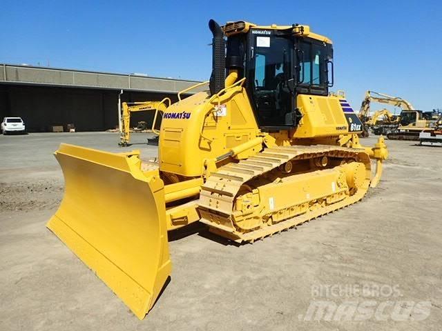 Komatsu D61EX-24 Bulldozer