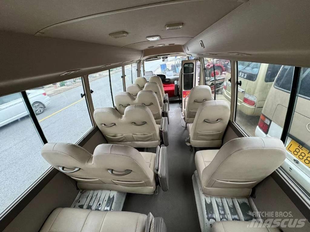 Toyota Coaster Bus Minibusse