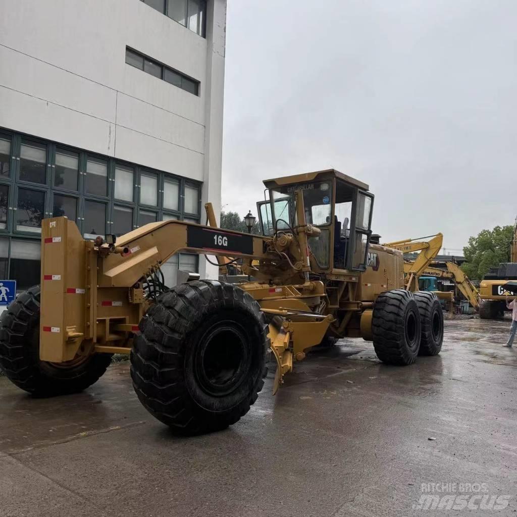 CAT 16G Grader