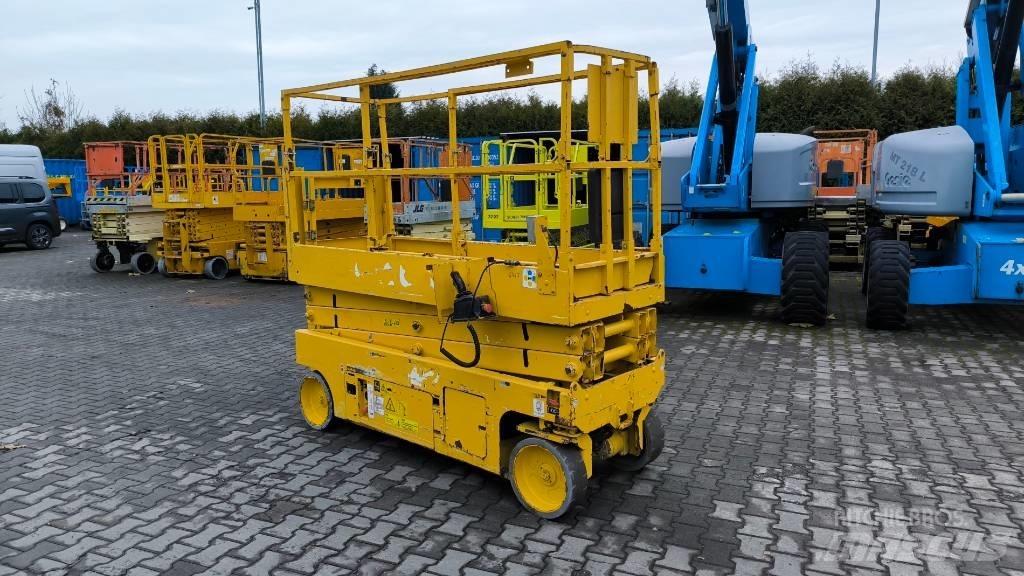 Genie GS 2032 Scheren-Arbeitsbühnen