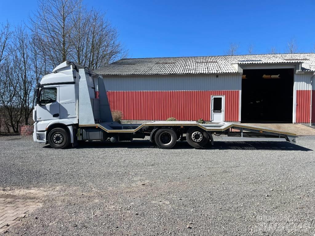 Mercedes-Benz 2551 Autotransporter