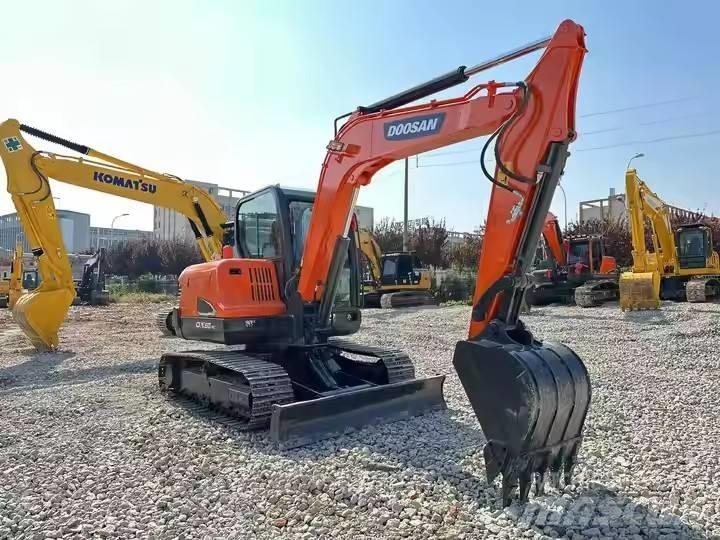 Doosan DX60-9C Raupenbagger