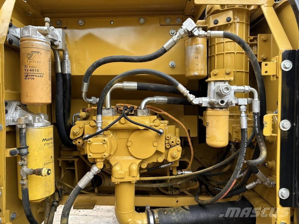 CAT 320D Raupenbagger