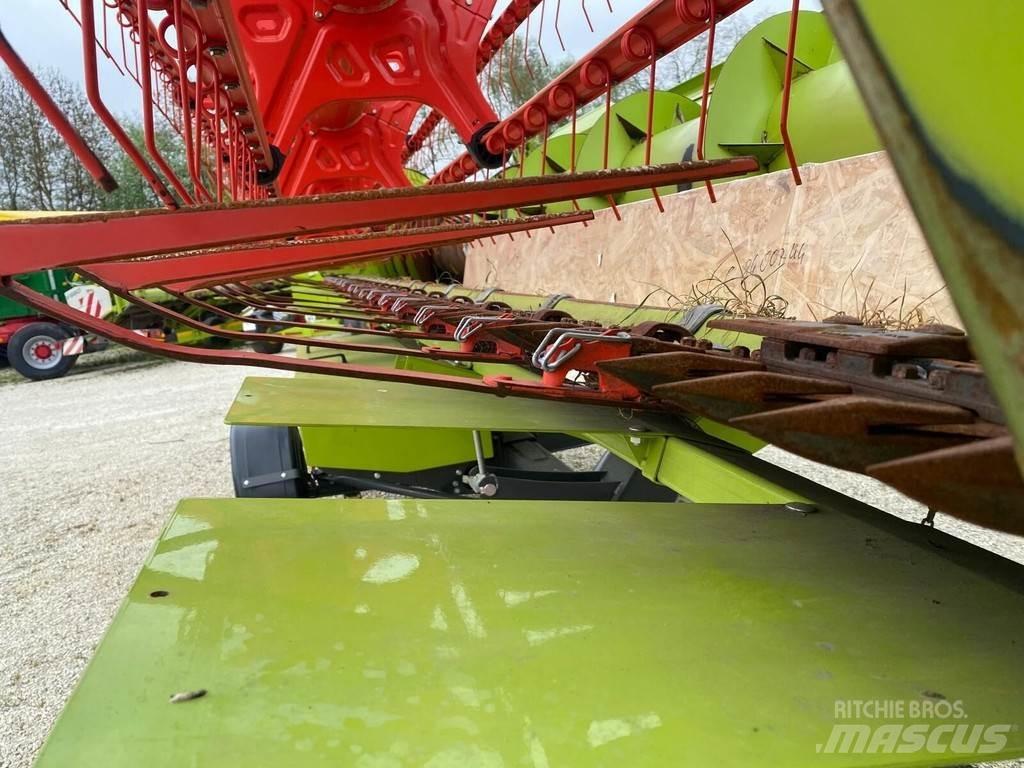 CLAAS 6700TT 4WD Mähdrescher