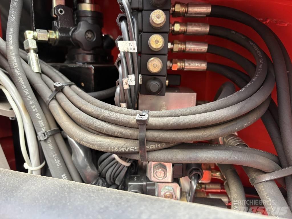 Manitou 150 AET 2 Gelenkteleskoparbeitsbühnen