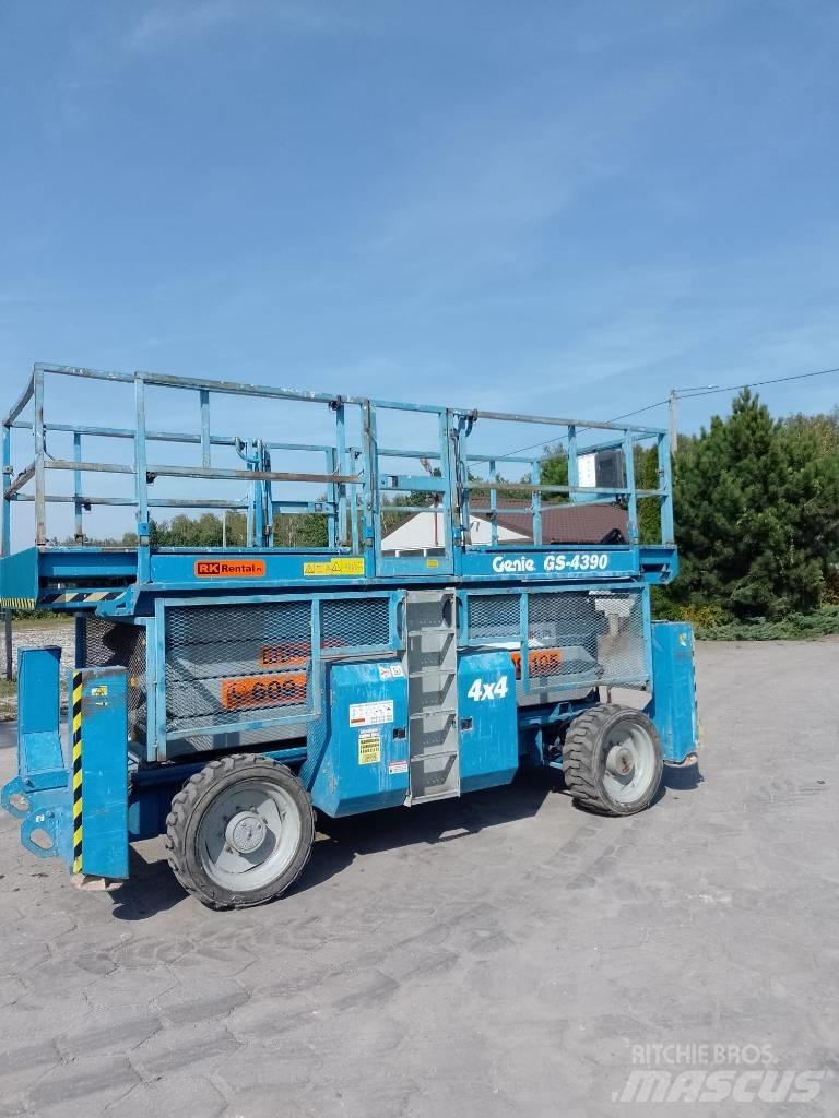 Genie GS 4390 Scheren-Arbeitsbühnen