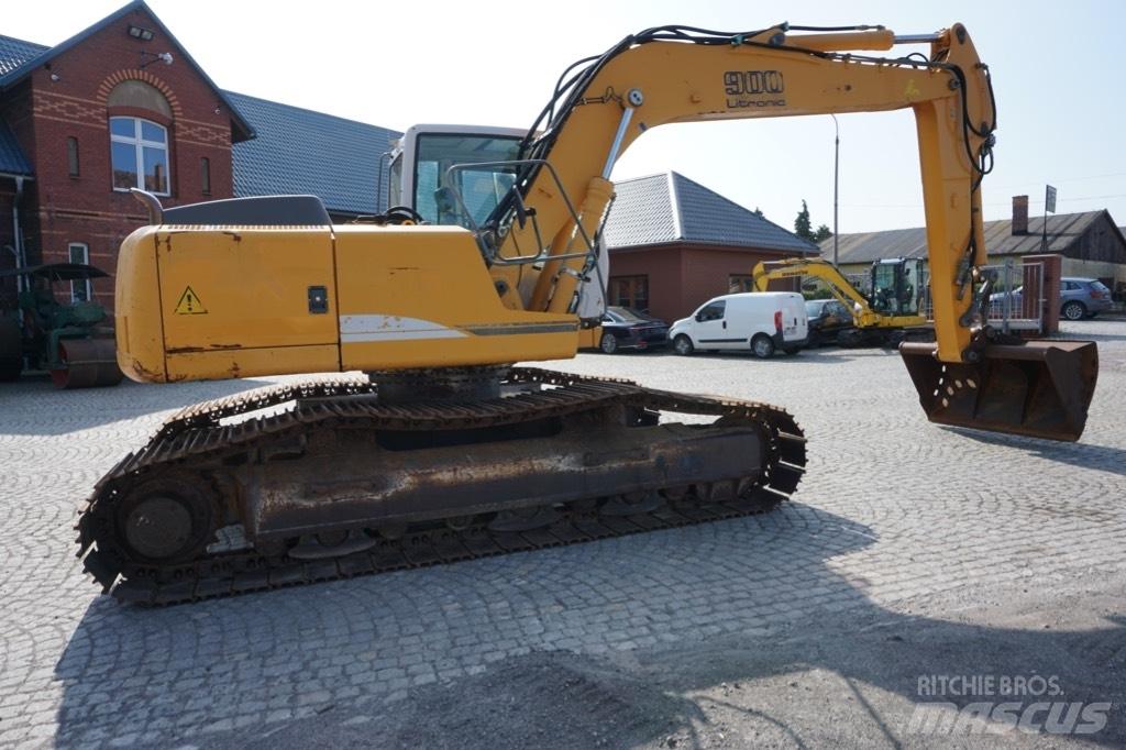 Liebherr R 900 C Raupenbagger