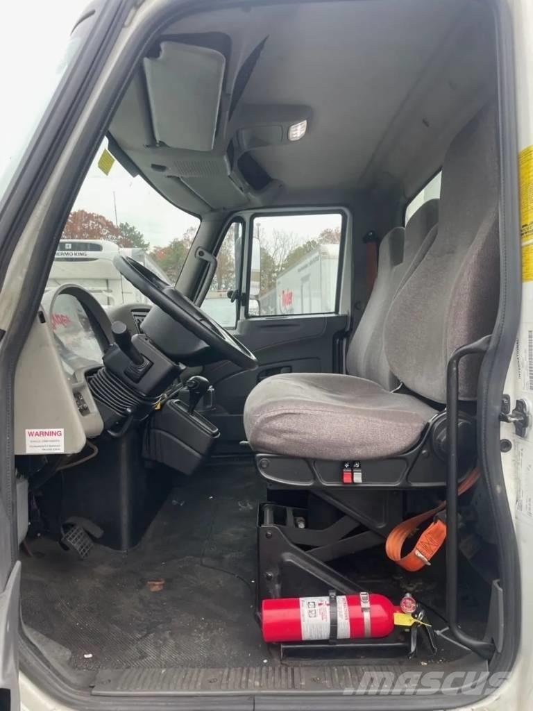 International 4300 Getränkewagen