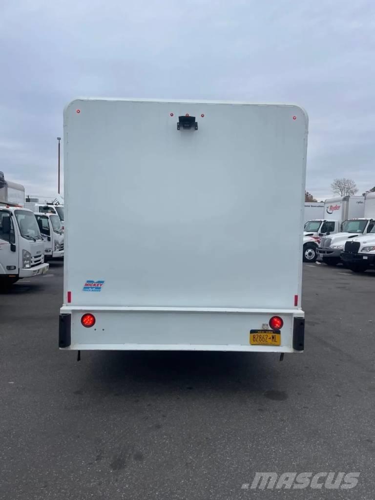 International 4300 Getränkewagen