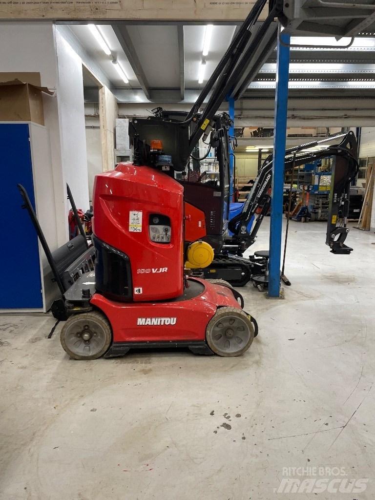 Manitou 100 VJR Personenaufzüge