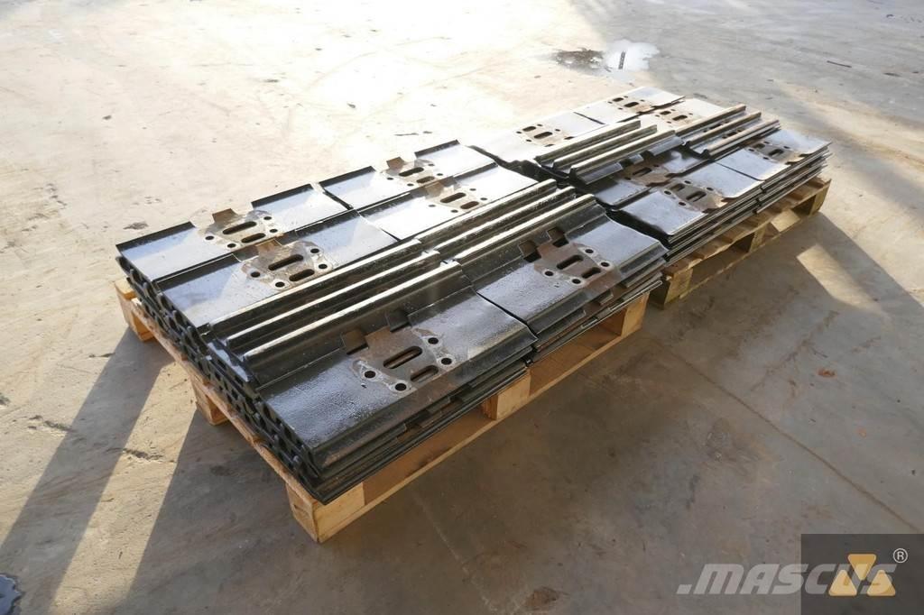 CAT 330 Trackshoes Chassis