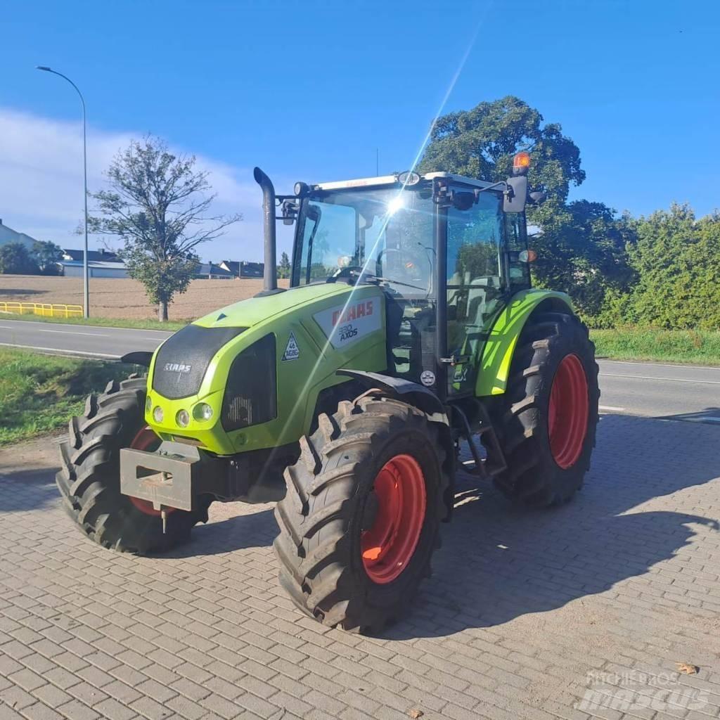 CLAAS Axos 330 Traktoren