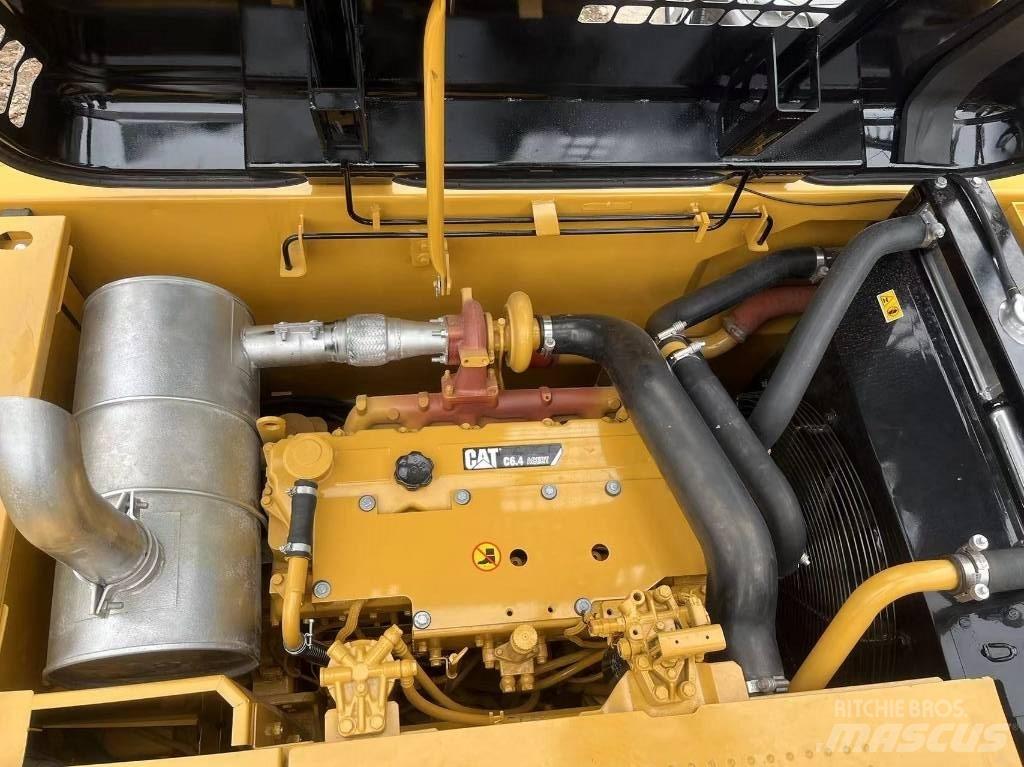 CAT 320 D2 Raupenbagger