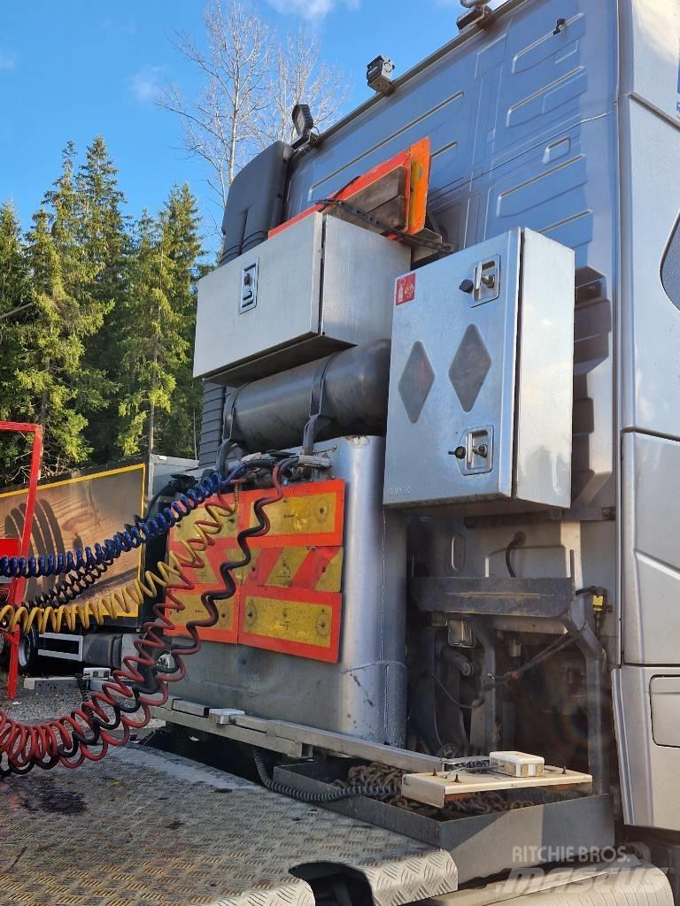 Volvo FH650 6X4 Sattelzugmaschinen
