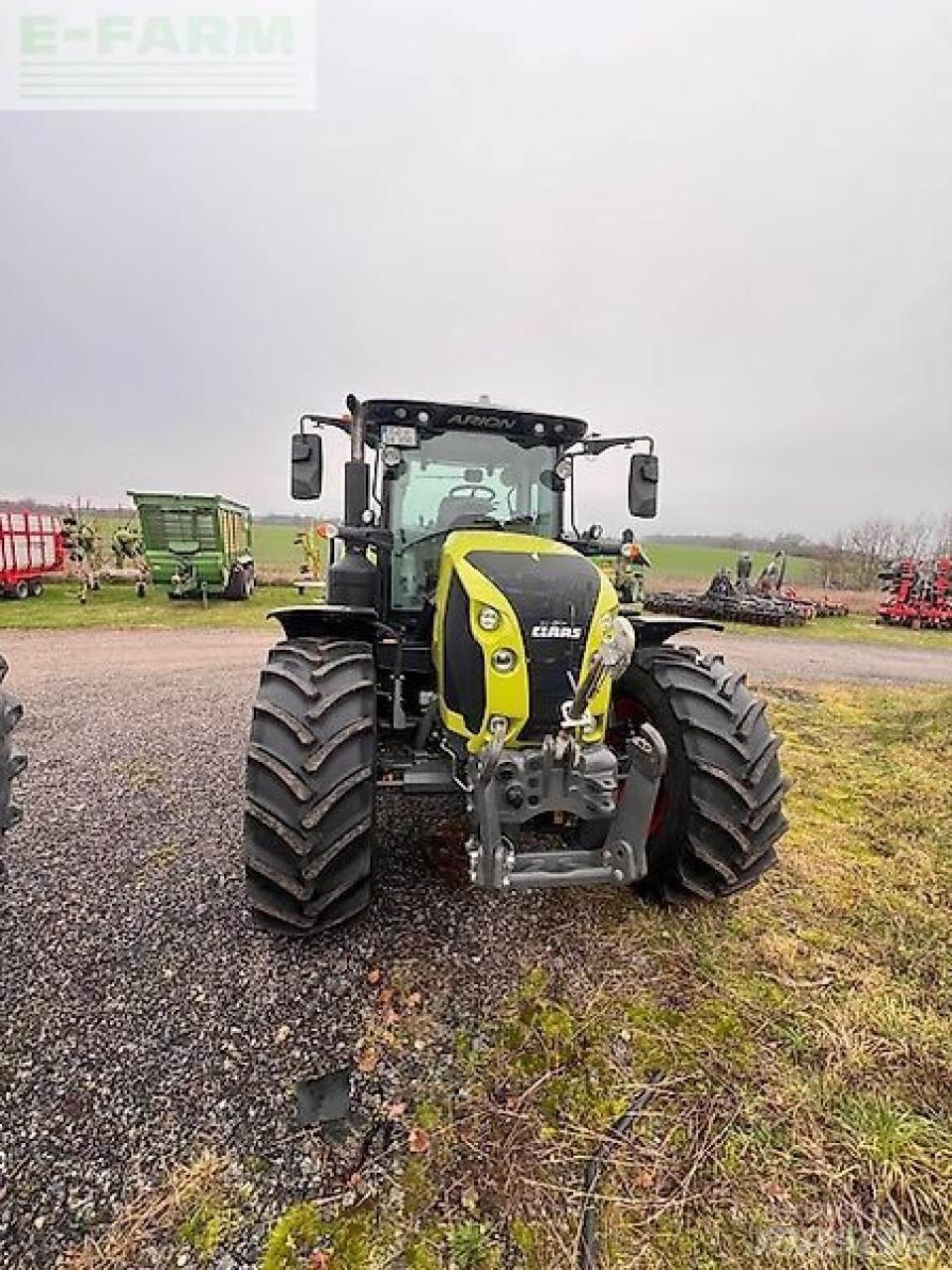 CLAAS arion 650 Traktoren
