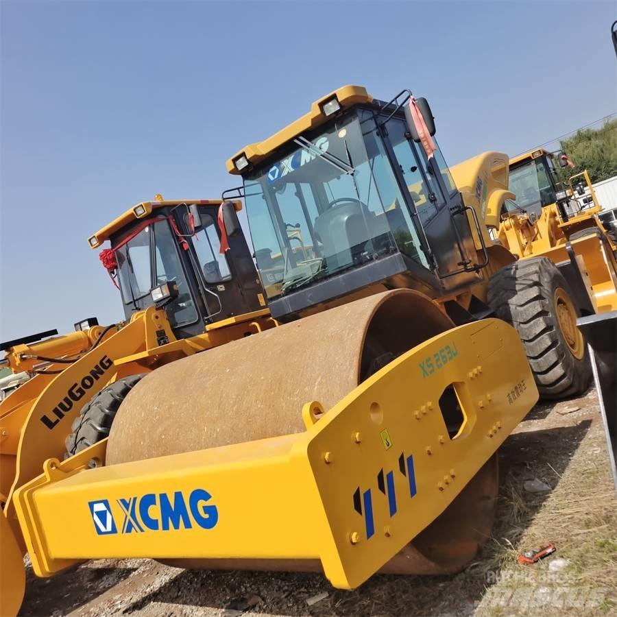 XCMG XS 263 J Walzenzüge